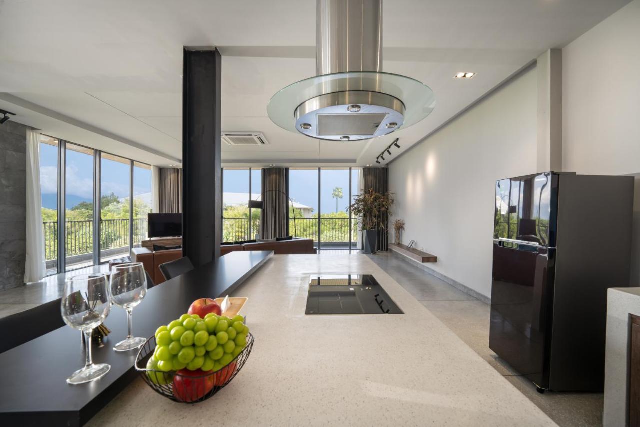 The Sense Apartment - Modern, Near My An Beach Da Nang Luaran gambar